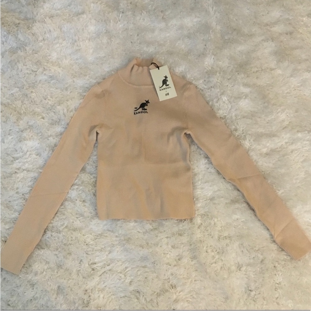 NWT Kangol x H&M Beige sweater cropped